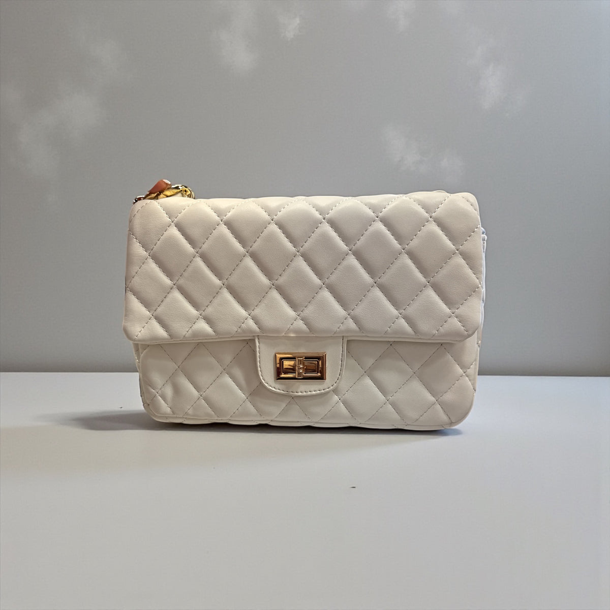 Amara Clutch bag