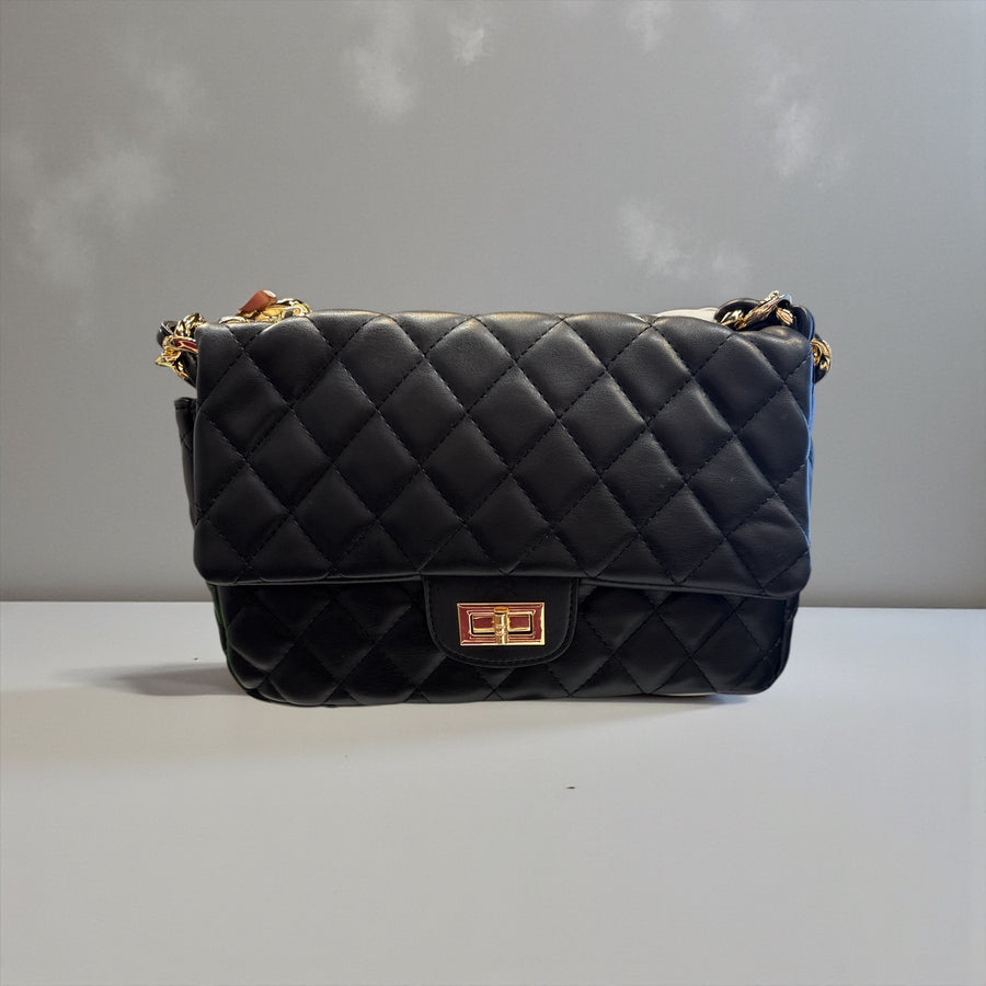 Amara Clutch bag