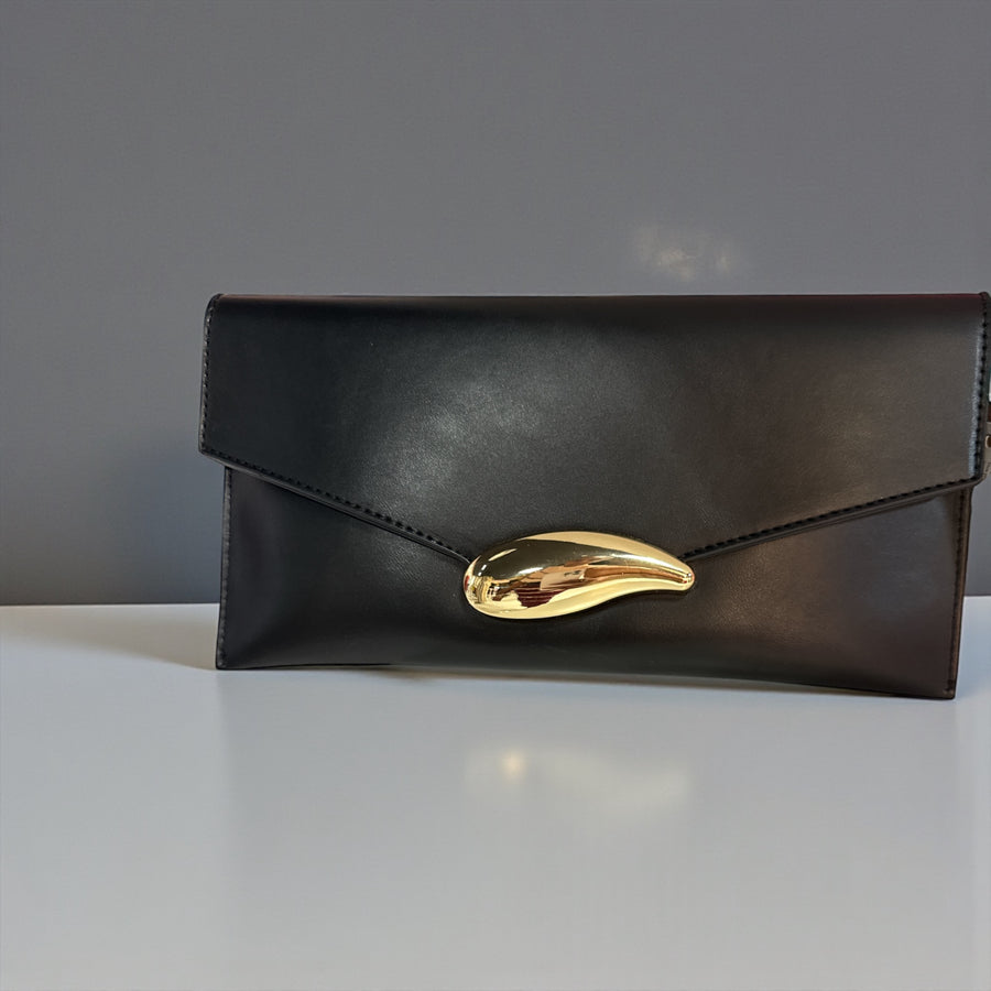 Zuri Clutch